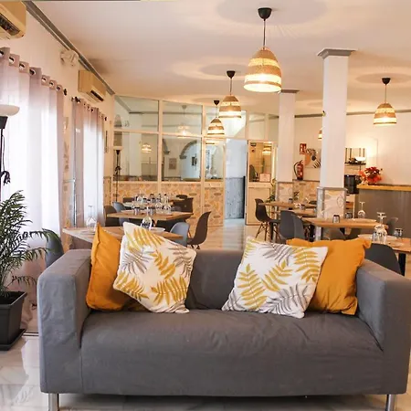 Hotel Vía Sevilla - Cádiz Alojamiento&restaurante