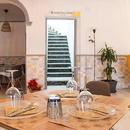 Hotel Vía Sevilla - Cádiz Alojamiento&restaurante