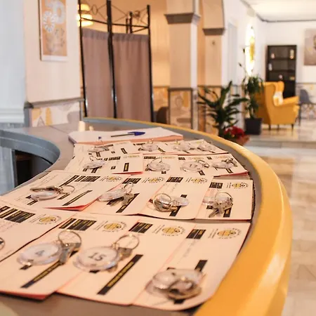 Vía Sevilla - Cádiz Alojamiento&restaurante Hotel El Cuervo (Andalusia)