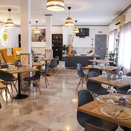 Vía Sevilla - Cádiz Alojamiento&restaurante El Cuervo (Andalusia)